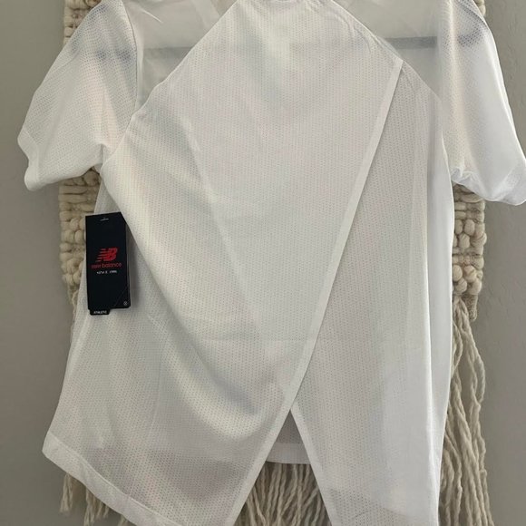 New Balance Top - Picture 2 of 2